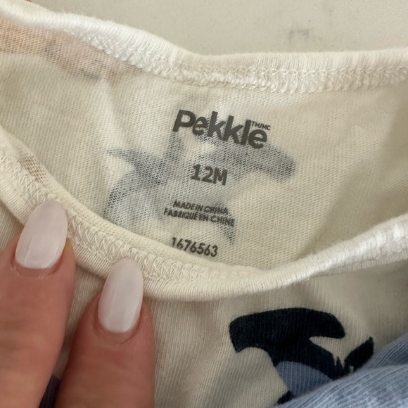 Shark set 6-12 months - Picture 2 of 2